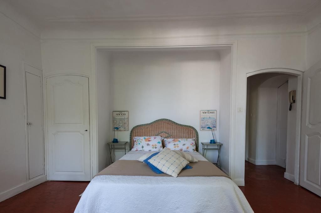 L'Enclos Lorgues Δωμάτιο φωτογραφία