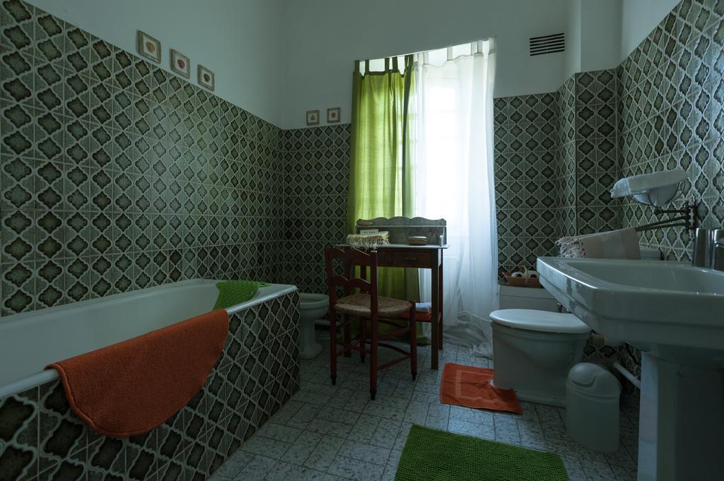 L'Enclos Lorgues Δωμάτιο φωτογραφία